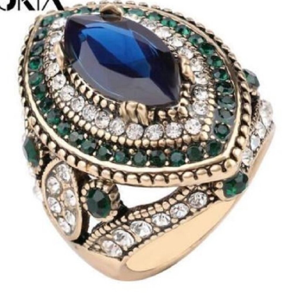 Vintage Womens Turkish Antique Gold Blue Crystal Ring Size 9
